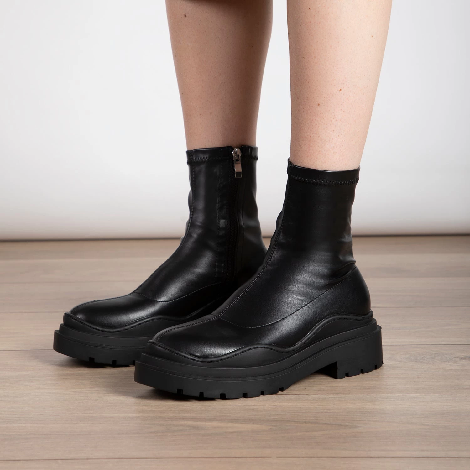 RAID Aleesha Chunky Ankle Boot In Black 4 RAID Aleesha Chunky Ankle Boot In Black - Image 2