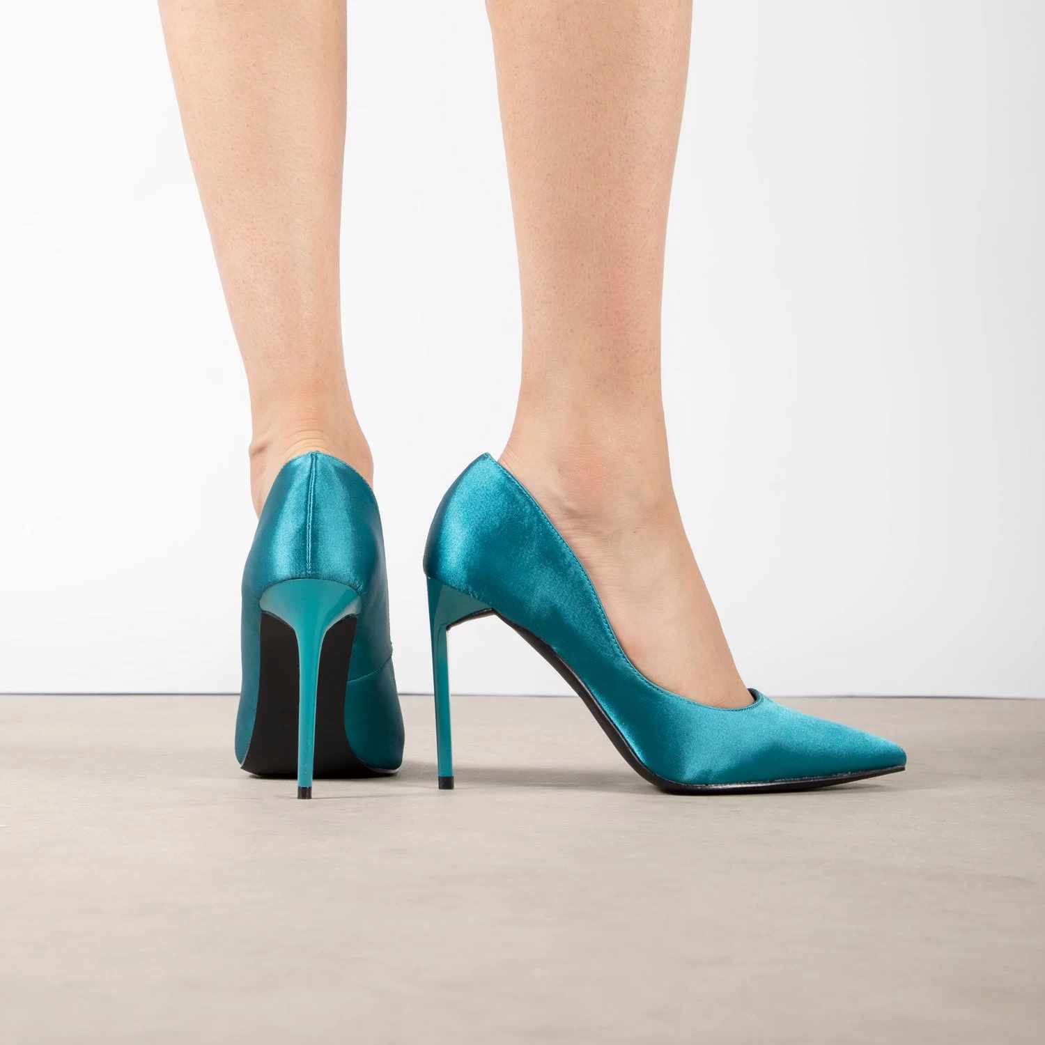 RAID Antix Court Heel In Teal Satin 6 RAID Antix Court Heel In Teal Satin - Image 4