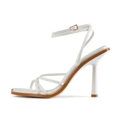 RAID Ayumi Square Toe Sandal In White