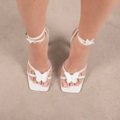RAID Brevyn Heeled Sandal In White -Chic Shoes Shop Brevyn White 2