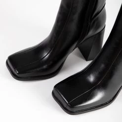 RAID Carter Ankle Boot In Black 11 RAID Carter Ankle Boot In Black -Chic Shoes Shop Carter Black 5 7fbe3a3f 3800 4bf2 a076 8f806169652c