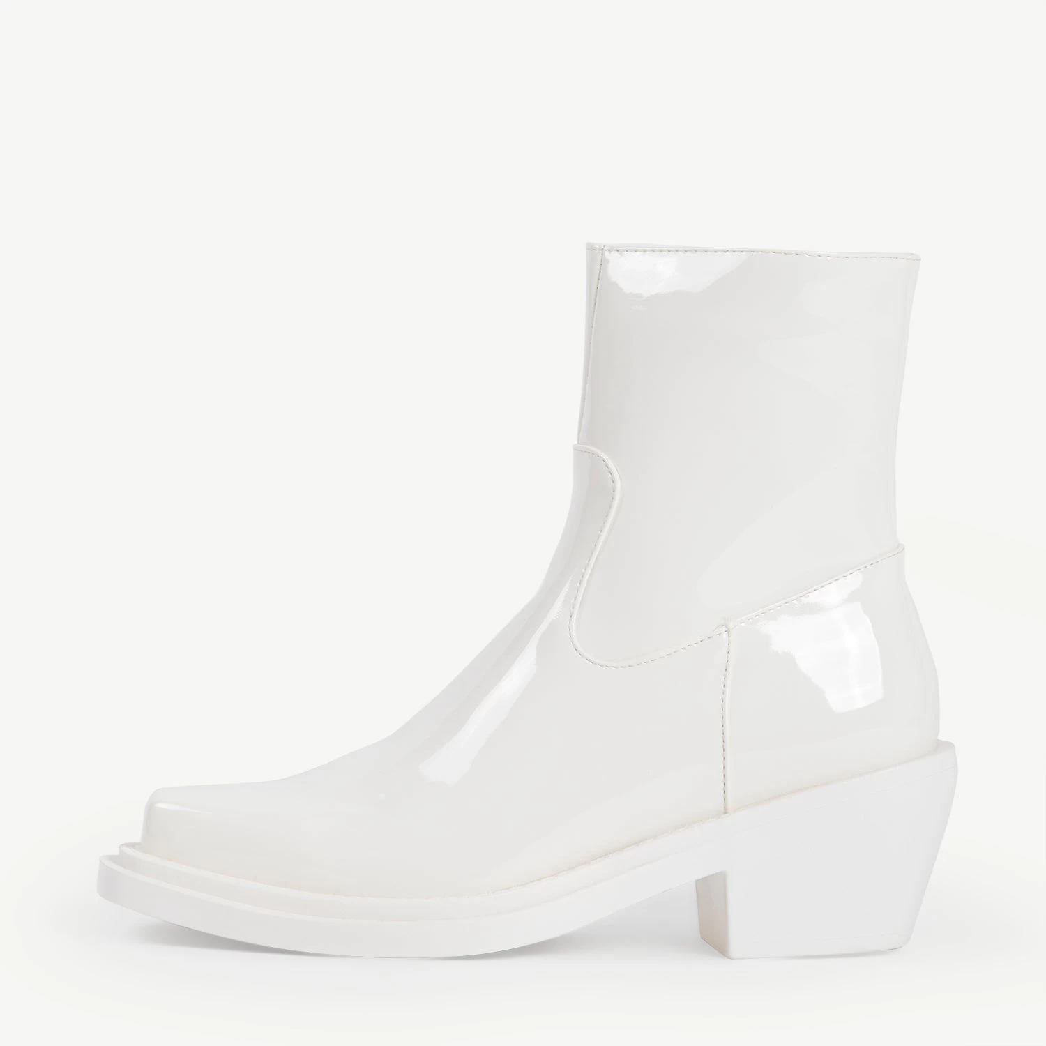 RAID Celina Ankle Boot In White 6 RAID Celina Ankle Boot In White - Image 4