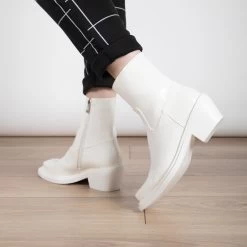 RAID Celina Ankle Boot In White 9 RAID Celina Ankle Boot In White -Chic Shoes Shop Celina White 3
