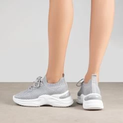 RAID Della Trainers In Grey 10 RAID Della Trainers In Grey -Chic Shoes Shop Della Grey 4