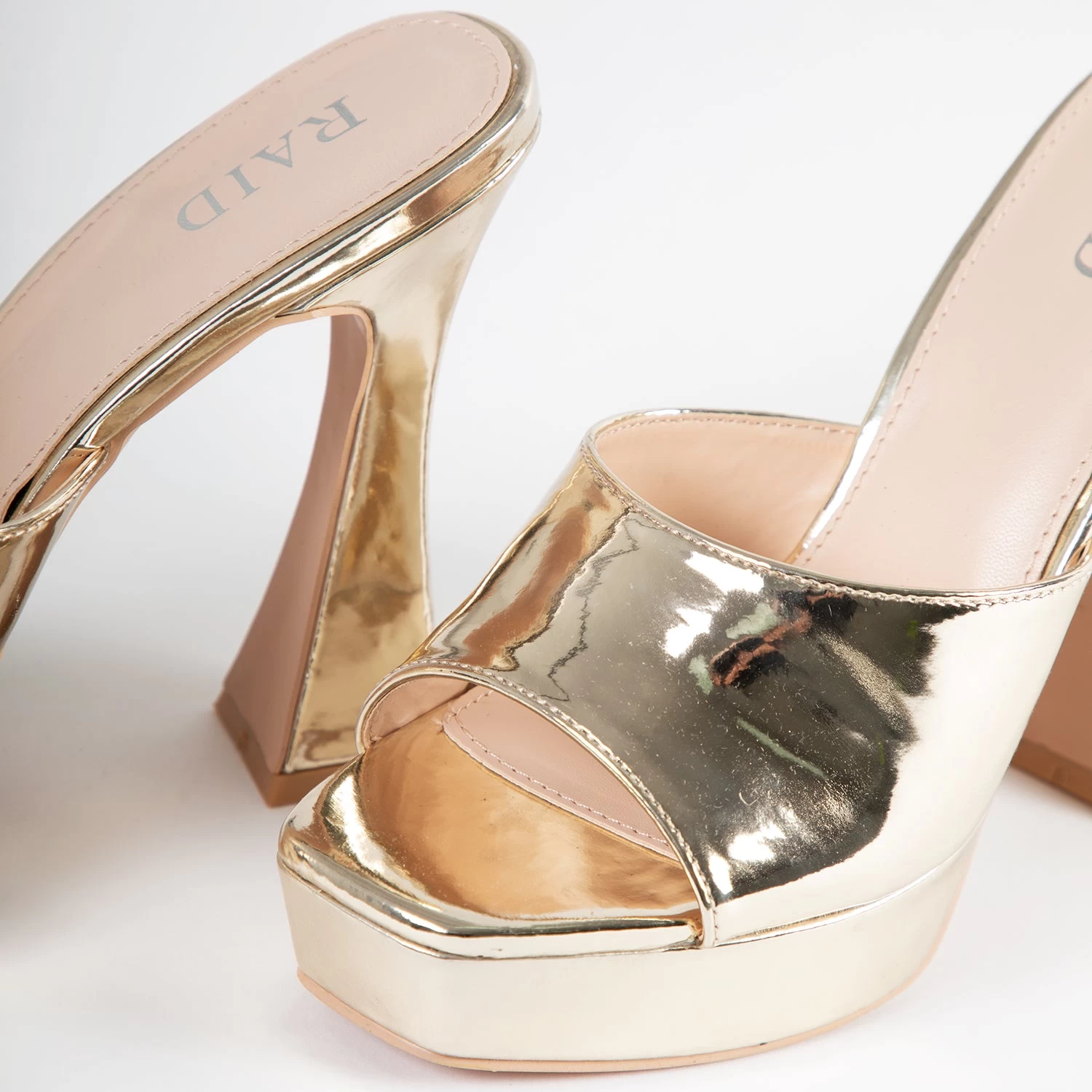 RAID Estee Platform Mule In Gold 7 RAID Estee Platform Mule In Gold - Image 5