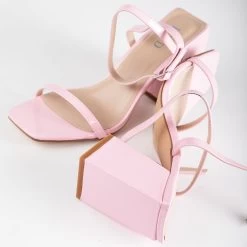 RAID Garry Block Heel Sandal In Pink Patent 12 RAID Garry Block Heel Sandal In Pink Patent -Chic Shoes Shop Garry Pink 4 36d9e700 7b95 4d14 919e 58ac624597e5