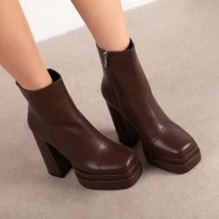 RAID Jadine Ankle Boot In Brown -Chic Shoes Shop Jadine Brown 2 31fb25bf c051 4f10 b923 99f9f8a4fedf