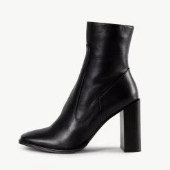 RAID Jennyl Block Heeled Ankle Boot In Black