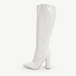 RAID Kennedia Long Boot In White 13 RAID Kennedia Long Boot In White -Chic Shoes Shop Kennedia White 1