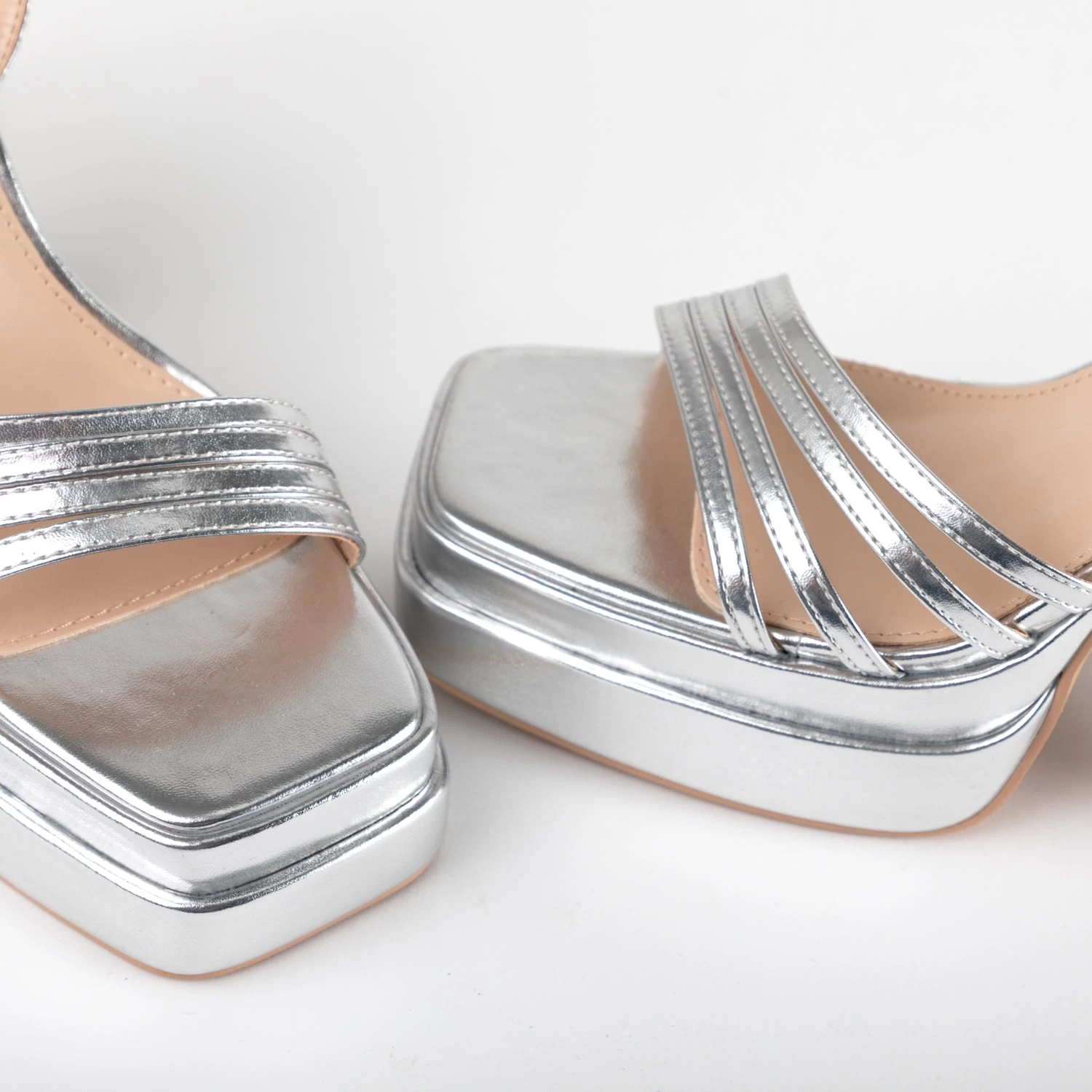 RAID Kylah Block Heeled Sandals In Silver 7 RAID Kylah Block Heeled Sandals In Silver - Image 5