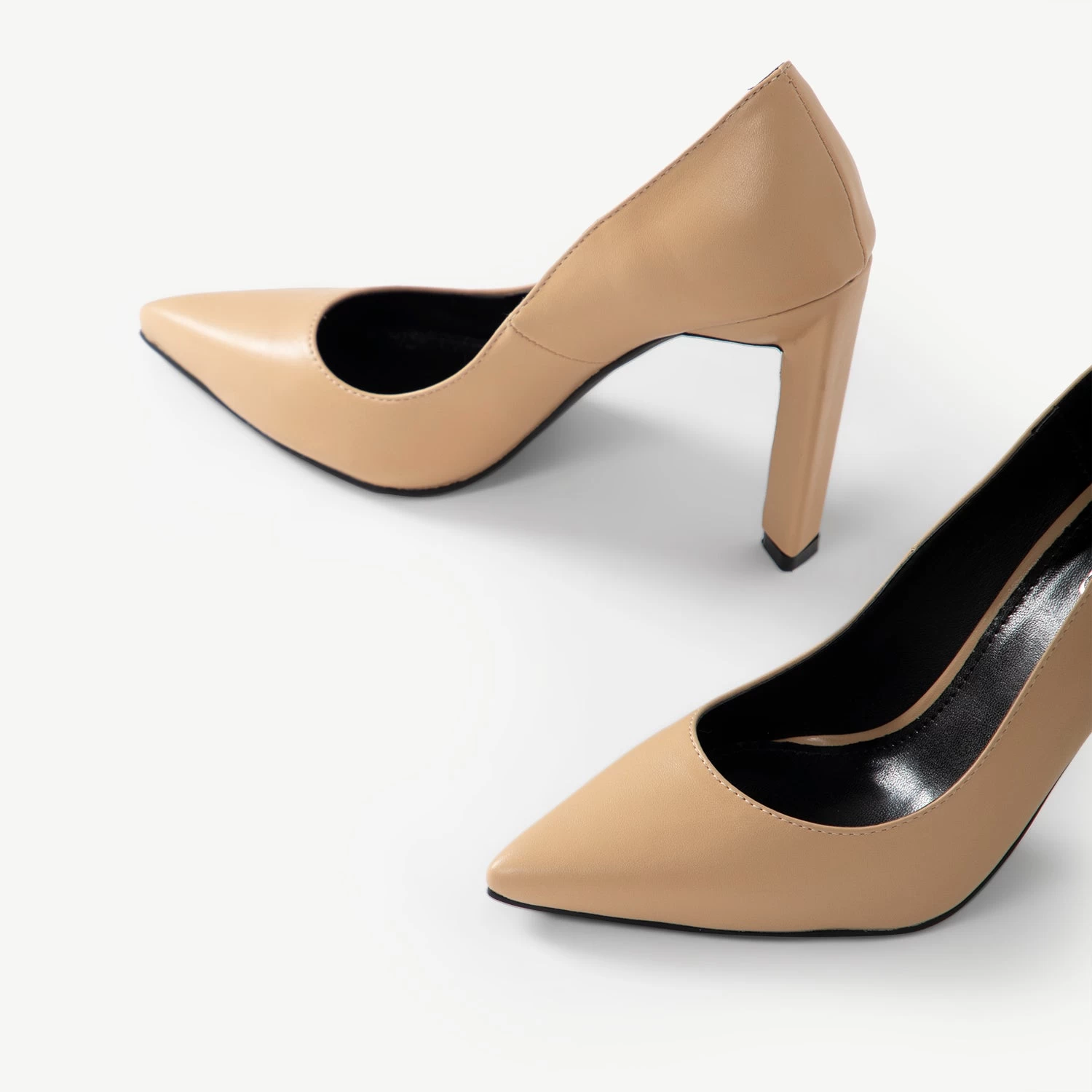 RAID Lara Court Shoe In Nude 6 RAID Lara Court Shoe In Nude - Image 4