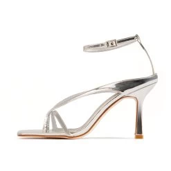 RAID Meeka Square Toe Post Sandal In Silver -Chic Shoes Shop Meeka Silver 0ea47910 e280 4e8f a753 dfcc7c15fb83