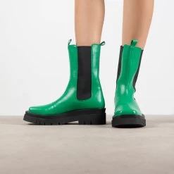 RAID Newport Ankle Boot In Green -Chic Shoes Shop Newport Green 2 c345e0aa 4c14 4951 acc5 27e1d347f47e