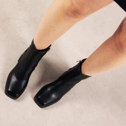 RAID Oriana Ankle Boot In Black -Chic Shoes Shop Oriana Black 3