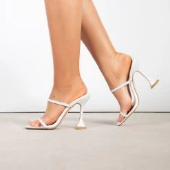 RAID Treesa Heeled Mule In White