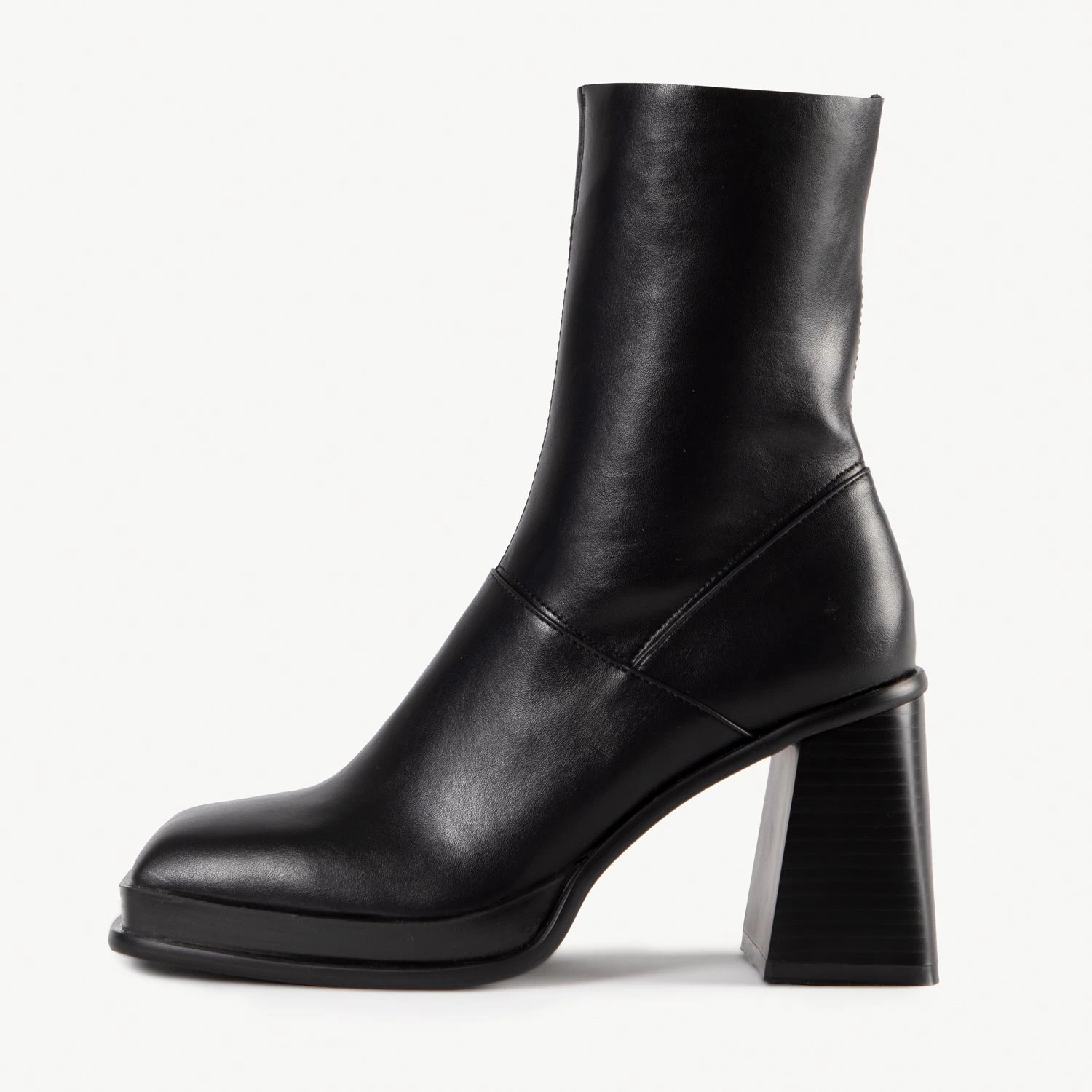 RAID Raffety Block Heeled Ankle Boot In Black 3 RAID Raffety Block Heeled Ankle Boot In Black