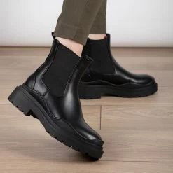 RAID Reyan Ankle Boot In Black -Chic Shoes Shop Reyan Black 3