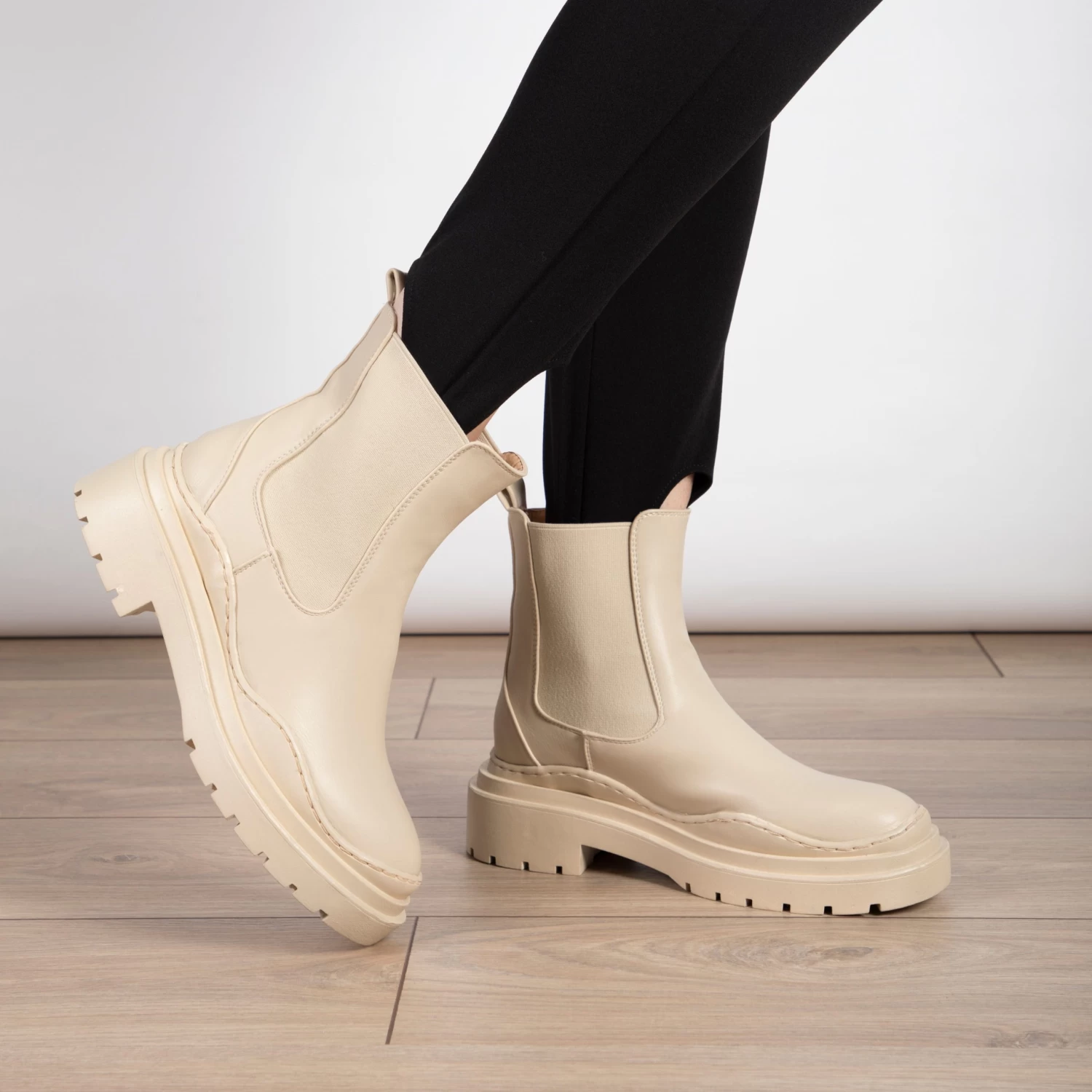 RAID Reyan Ankle Boot In Ecru 8 RAID Reyan Ankle Boot In Ecru - Image 6