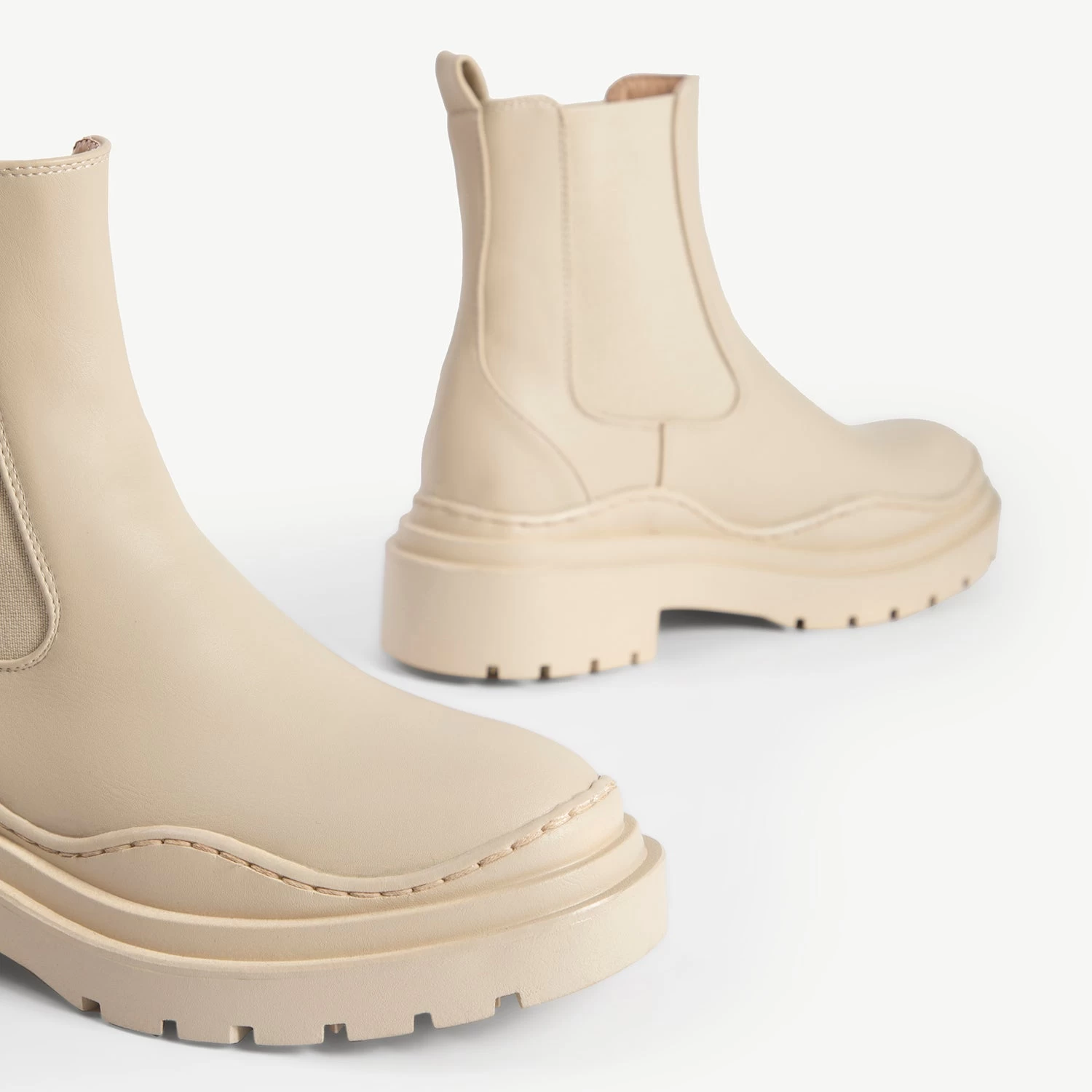 RAID Reyan Ankle Boot In Ecru 9 RAID Reyan Ankle Boot In Ecru - Image 7