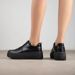 RAID Susan Flatform Trainers In Black -Chic Shoes Shop Susan Black 4