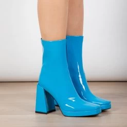 RAID Vista Block Heeled Ankle Boot In Blue