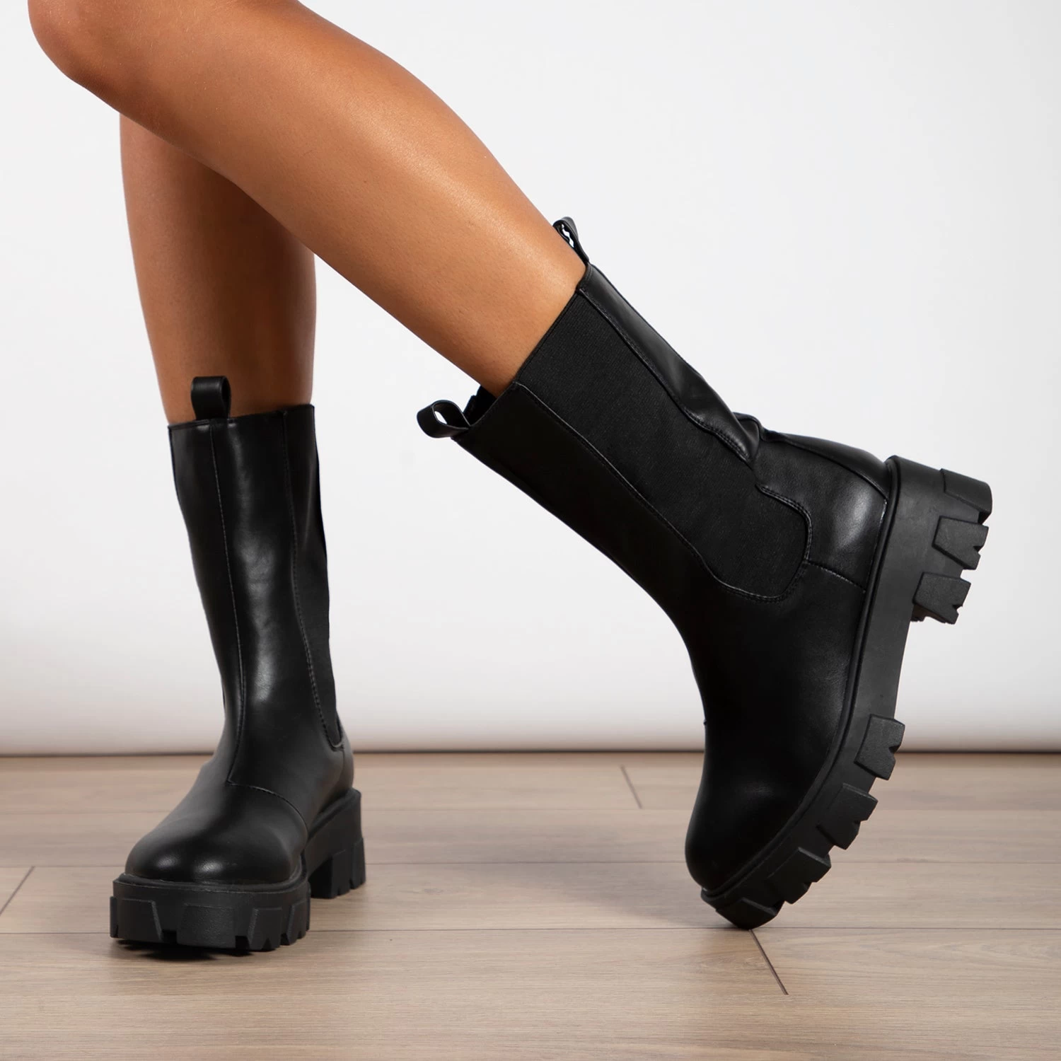 RAID Ellery Wide Fit Chunky Boot In Black 7 RAID Ellery Wide Fit Chunky Boot In Black - Image 5