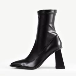 RAID Walton Ankle Boot In Black