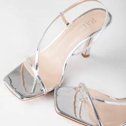 RAID Wendy Sandal In Silver 12 RAID Wendy Sandal In Silver -Chic Shoes Shop Wendy Silver 5