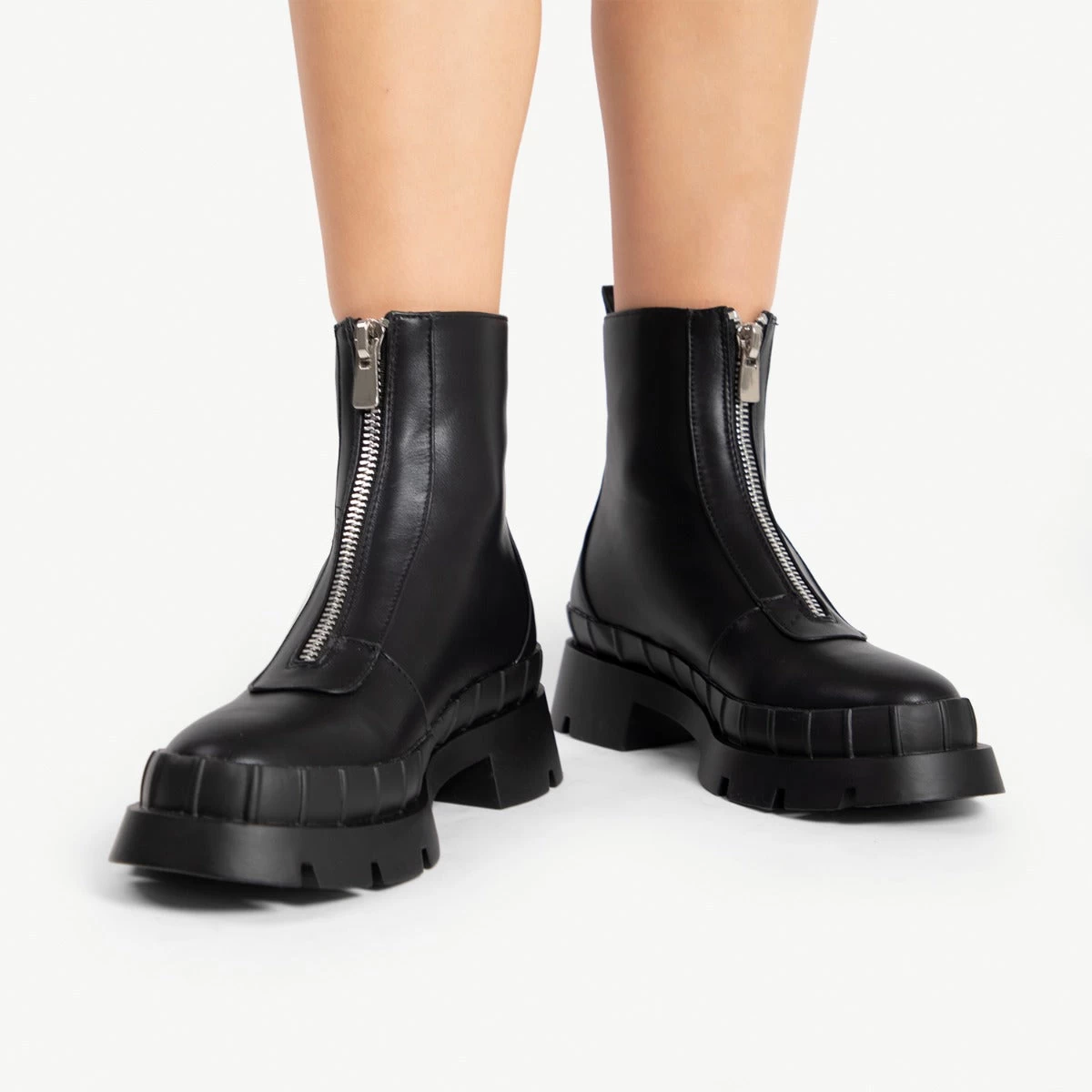 RAID Annya Chunky Ankle Boot In Black 7 RAID Annya Chunky Ankle Boot In Black - Image 5