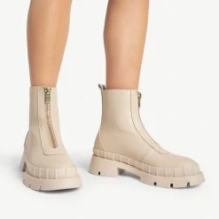 RAID Annya Chunky Ankle Boot In Ecru