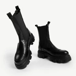 RAID Arivah Chunky Ankle Boot In Black 11 RAID Arivah Chunky Ankle Boot In Black -Chic Shoes Shop arivah black 5 1