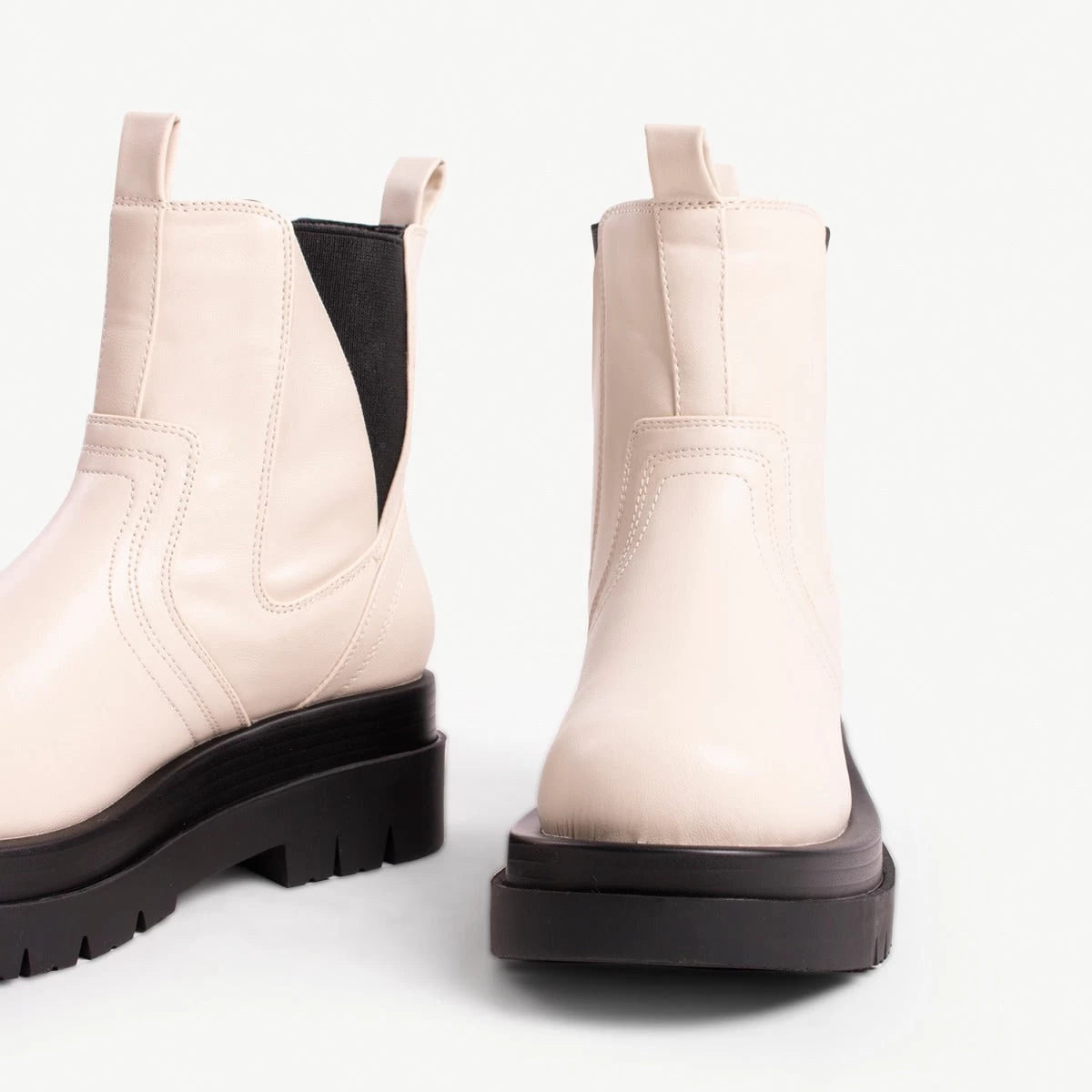 RAID Brazen Chunky Ankle Boot In Off White 7 RAID Brazen Chunky Ankle Boot In Off White - Image 5