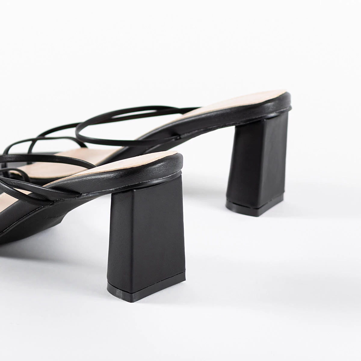 RAID Brioni Heeled Sandal In Black 7 RAID Brioni Heeled Sandal In Black - Image 5