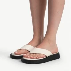 RAID Dornea Chunky Sandal In Cream -Chic Shoes Shop dornea cream 4