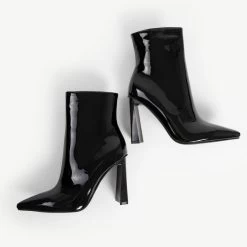 RAID Elexis Block Heeled Boot In Black 12 RAID Elexis Block Heeled Boot In Black -Chic Shoes Shop elexis black 5