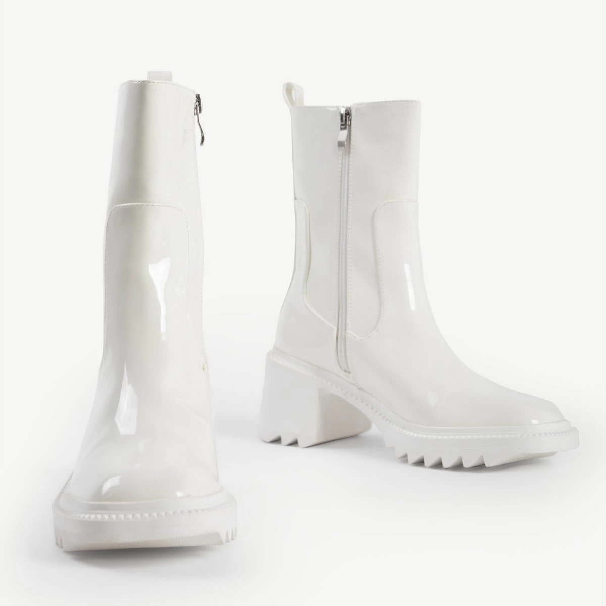 RAID Ennis Ankle Boot In White 8 RAID Ennis Ankle Boot In White - Image 6