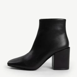 RAID Hollis Block Heeled Boot In Black 10 RAID Hollis Block Heeled Boot In Black -Chic Shoes Shop hollis black 1
