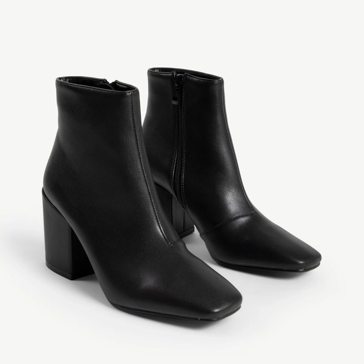 RAID Hollis Block Heeled Boot In Black 7 RAID Hollis Block Heeled Boot In Black - Image 5