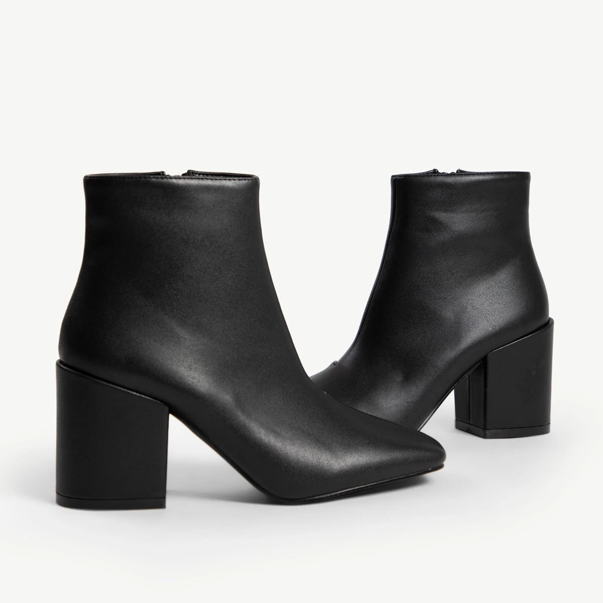 RAID Hollis Block Heeled Boot In Black 8 RAID Hollis Block Heeled Boot In Black - Image 6