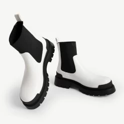 RAID Lyra Chunky Ankle Boot In White -Chic Shoes Shop lyra white 5