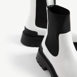 RAID Lyra Chunky Ankle Boot In White -Chic Shoes Shop lyra white 6