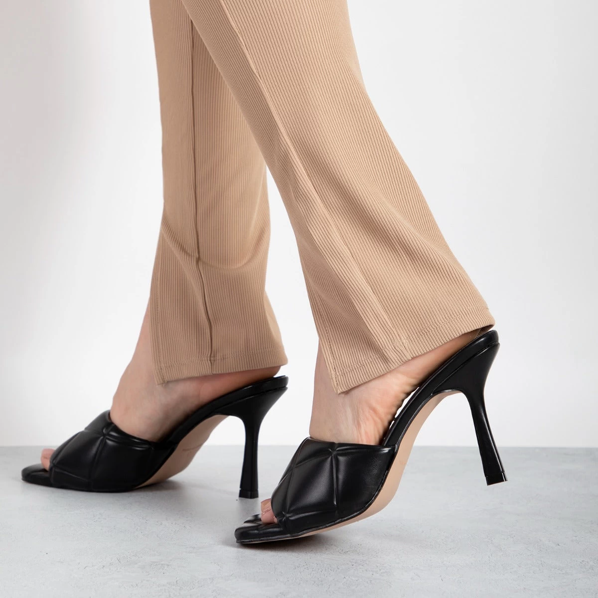 RAID Magick Heeled Mule In Black 5 RAID Magick Heeled Mule In Black - Image 3