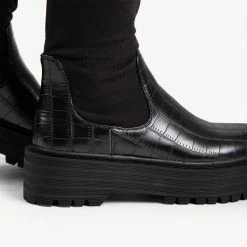 RAID Ranger Over The Knee Boot In Black Croc 11 RAID Ranger Over The Knee Boot In Black Croc -Chic Shoes Shop ranger balck croc knit 5