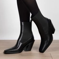 RAID Ribena Ankle Boot In Black