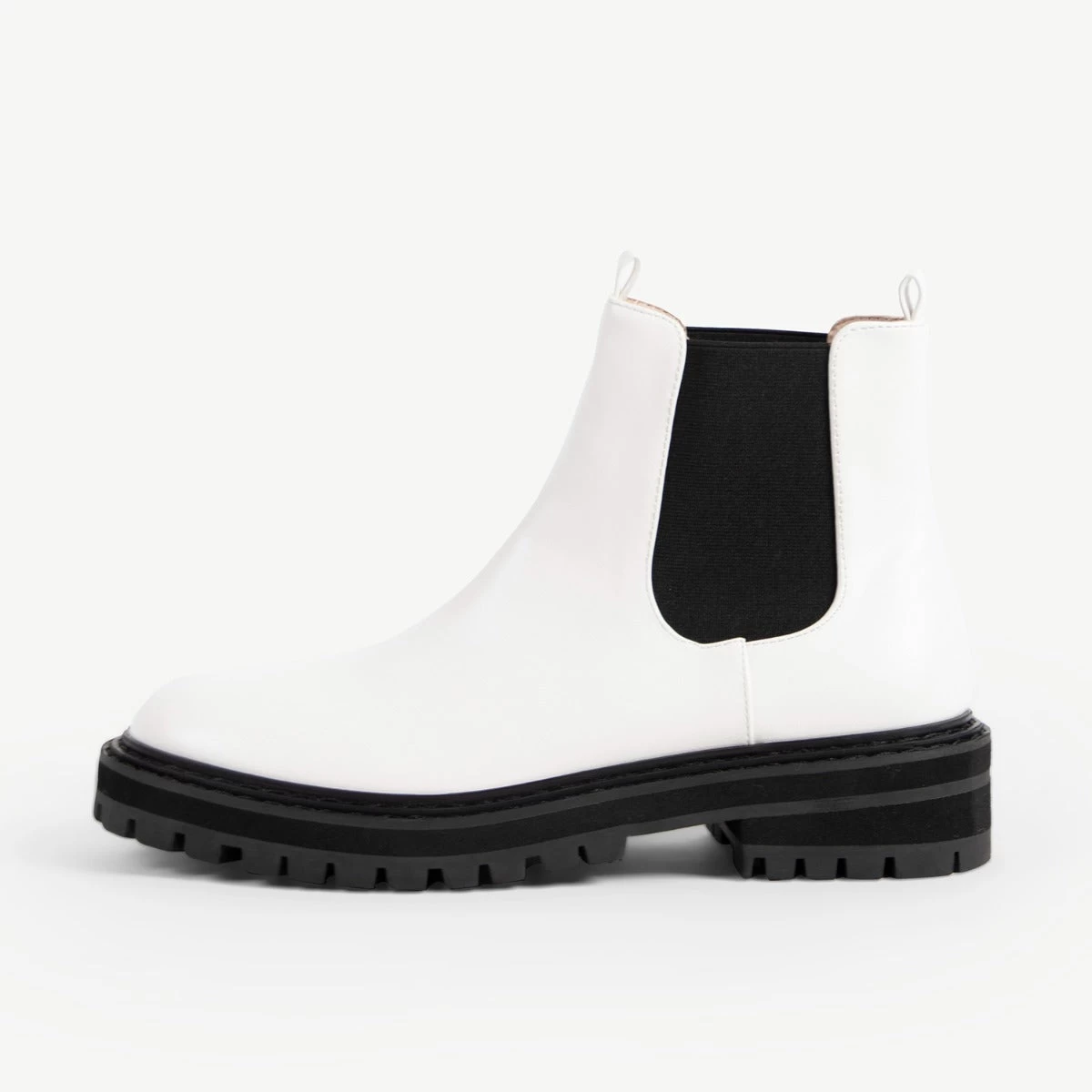RAID Strategy Ankle Boot In White 5 RAID Strategy Ankle Boot In White - Image 3