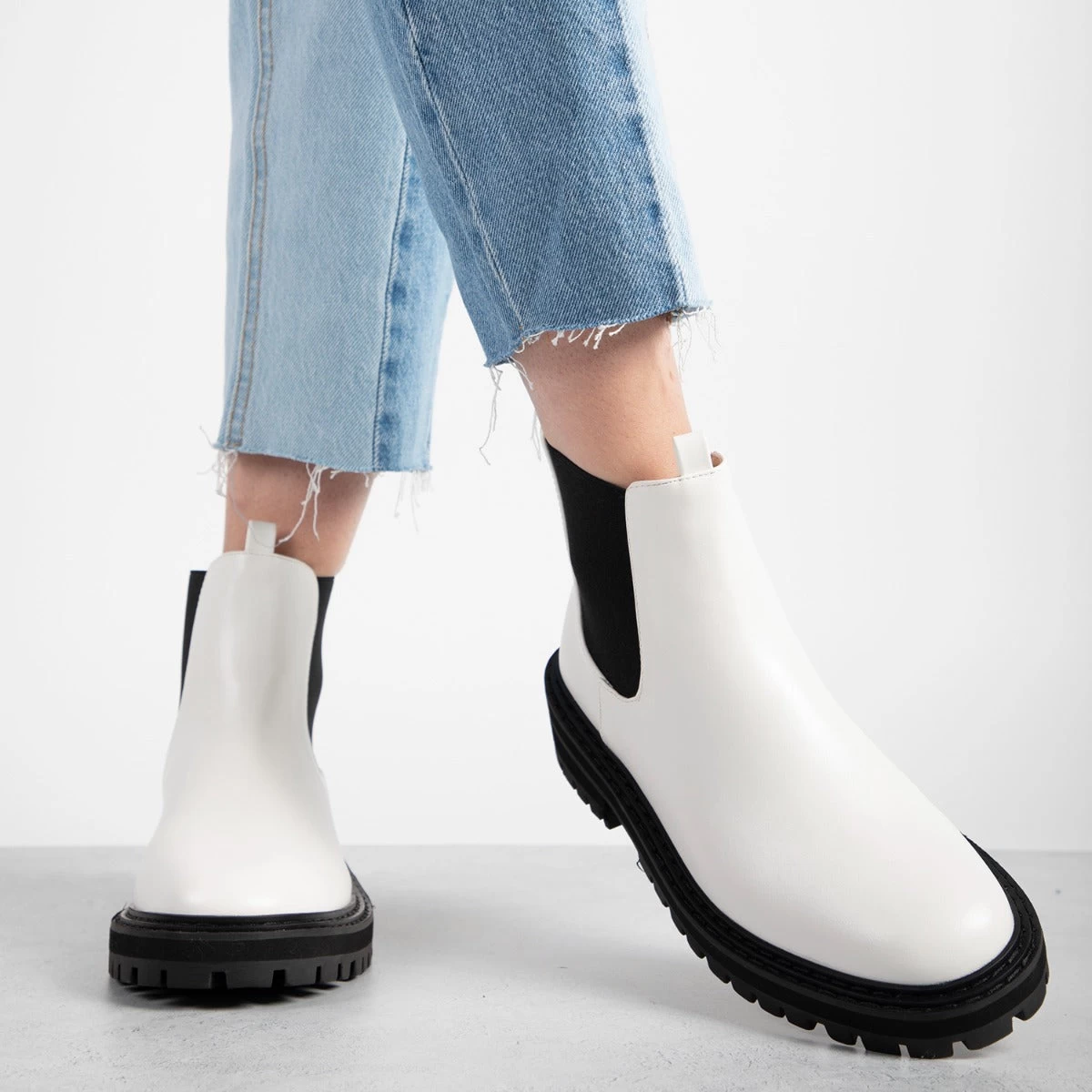 RAID Strategy Ankle Boot In White 4 RAID Strategy Ankle Boot In White - Image 2