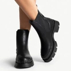 RAID Turner Chunky Ankle Boot In Black -Chic Shoes Shop turner black 4