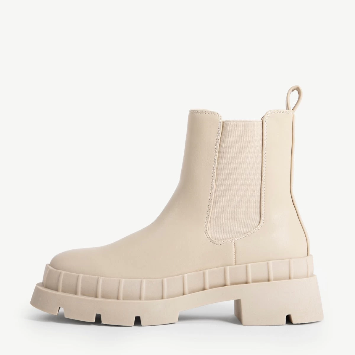 RAID Turner Chunky Ankle Boot In Ecru 11 RAID Turner Chunky Ankle Boot In Ecru - Image 9